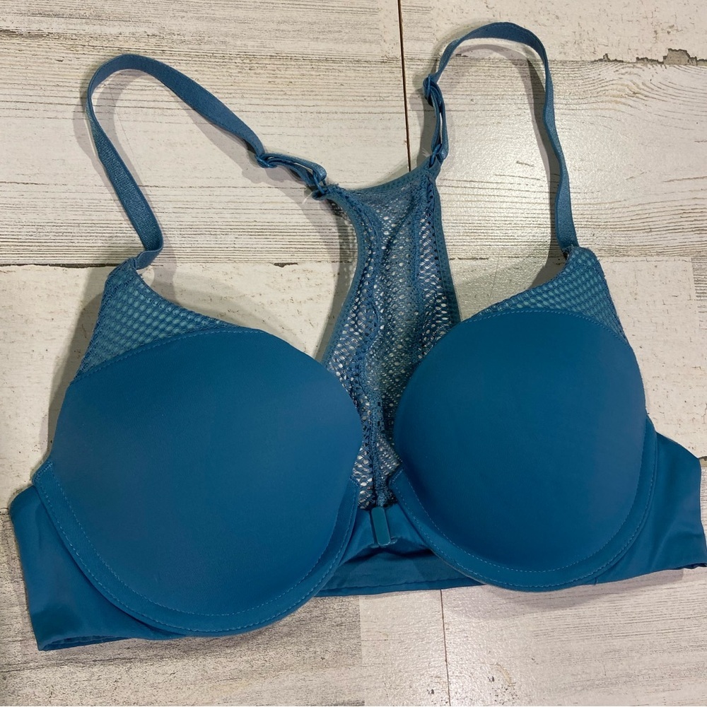 Victoria’s Secret Blue T-Shirt Push Up Bra 32B